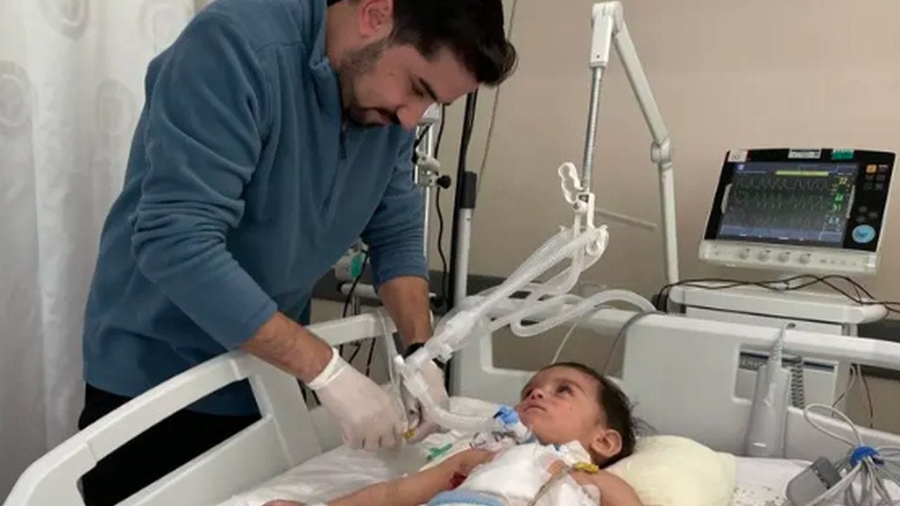 Foto - 1 yaşındaki bebek ölümden döndü! Akciğerinden çıkan şey ağızları açık bıraktı