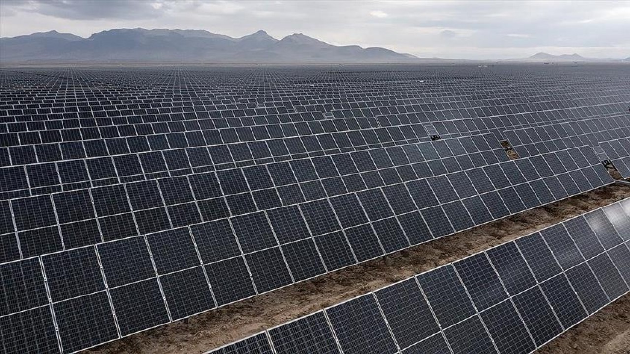 Foto - 1 yılda 17 GW’lık güneş santrali kuracak ekipman ithal edildi! Pakistan, Türkiye’yi nasıl geride bıraktı? 