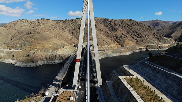 Foto - 1 yıllık rapor belli oldu! Kömürhan Köprüsü tarih yazıyor