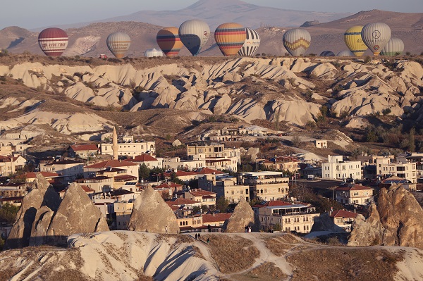 Foto - 10 ayda 550 bin kişi gökyüzünde süzüldü