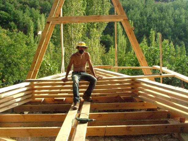 Foto - Kendilerine 10 bin liraya ev yaptılar!