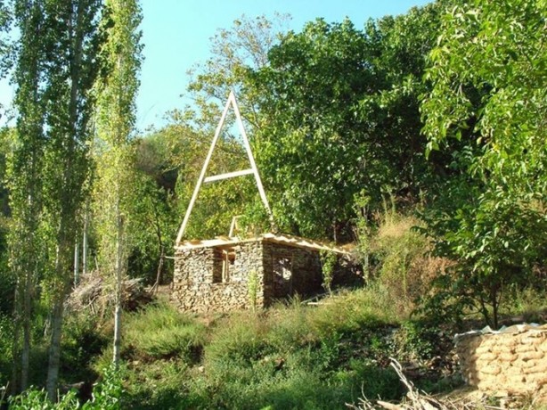 Foto - Kendilerine 10 bin liraya ev yaptılar!