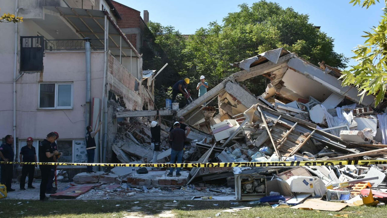 Foto - 10 bini aşkın artçı! Sındırgı’daki deprem fırtınası ne zaman bitecek?