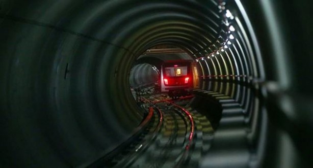 Foto - 10 kazı makinası çalışıyor! Türkiye'nin en hızlı metrosunda sona gelindi
