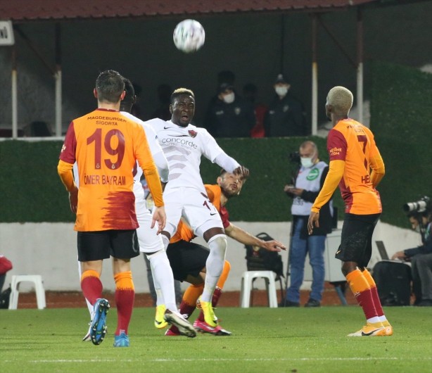 Foto - 10 kişi kalan Hatayspor Galatasaray'ı devirdi