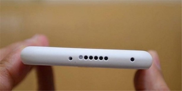 Foto - 10 liralık akıllı telefon satışa çıkıyor