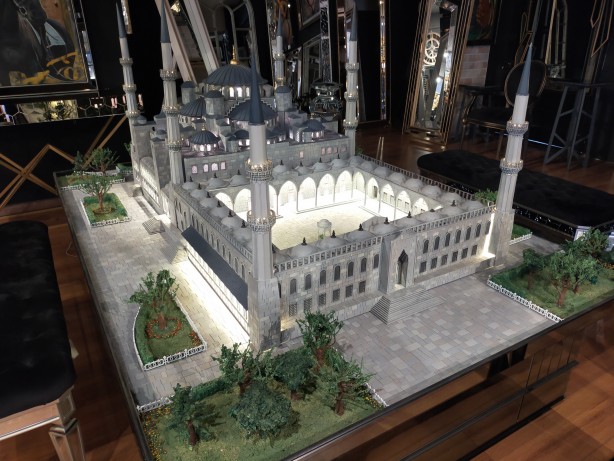 10 numara olmuş! Sultanahmet Camii'ne bir de böyle bakın