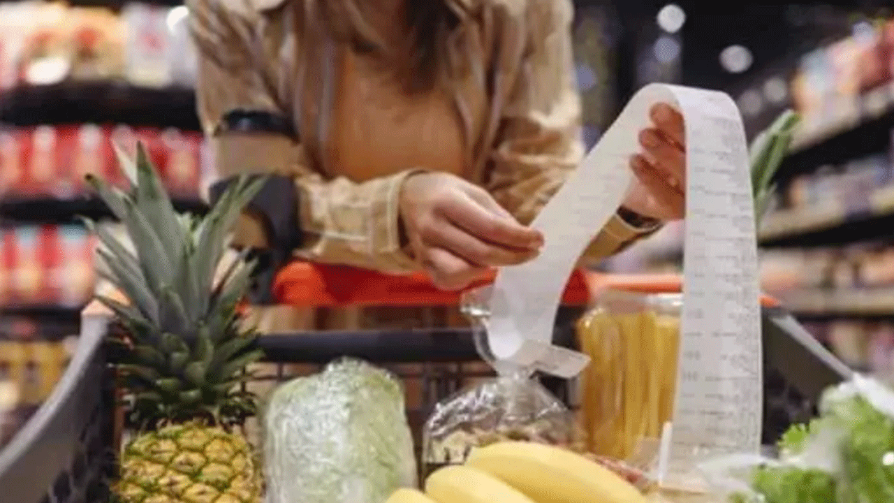 Foto - 10 saniye tutmak bile tehlikeli: Alışveriş sırasında bunu sakın yapmayın!
