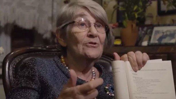 Foto - 10 yaş gençleştiriyor! Canan Karatay, yere göğe sığdıramadığı besini açıkladı