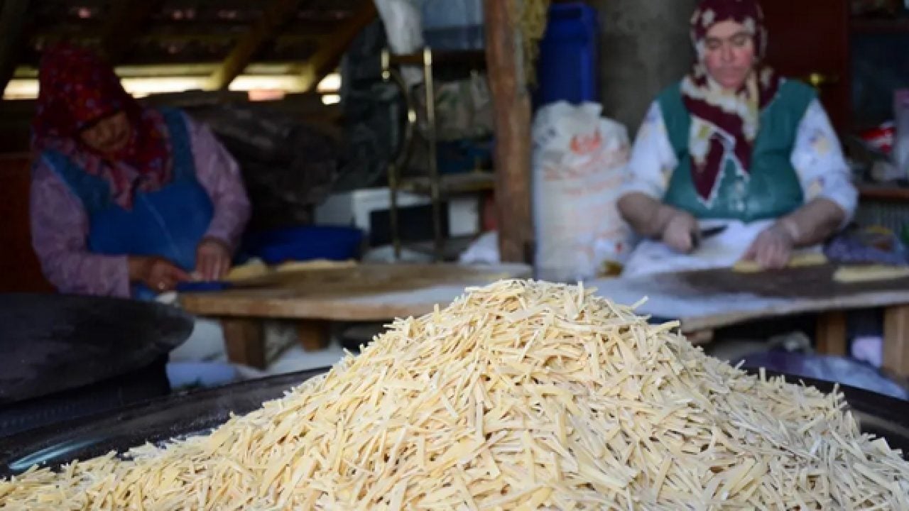 Foto - 100-120 yumurta üstelik: Kış sofralarının lezzet sırrı ortaya çıktı!