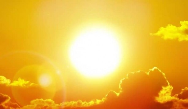 100 bin ayrı fotoğrafını çekerek oluşturdu! İşte Güneş’in 230 megapiksellik fotoğrafı