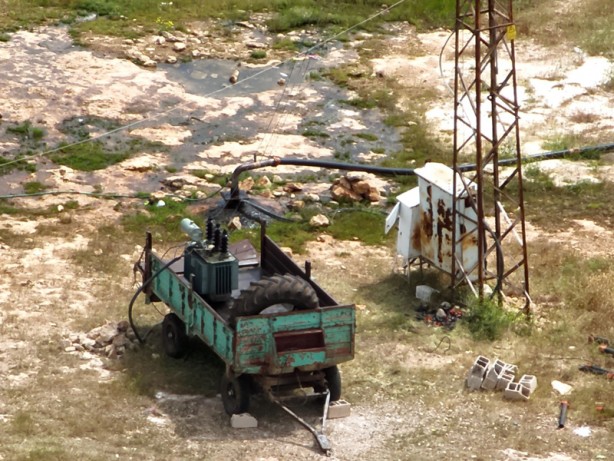 Foto - 100 bin kişinin elektrik ihtiyacını karşılayacak güçte! Şanlıurfa'da tarlalara gömülmüş