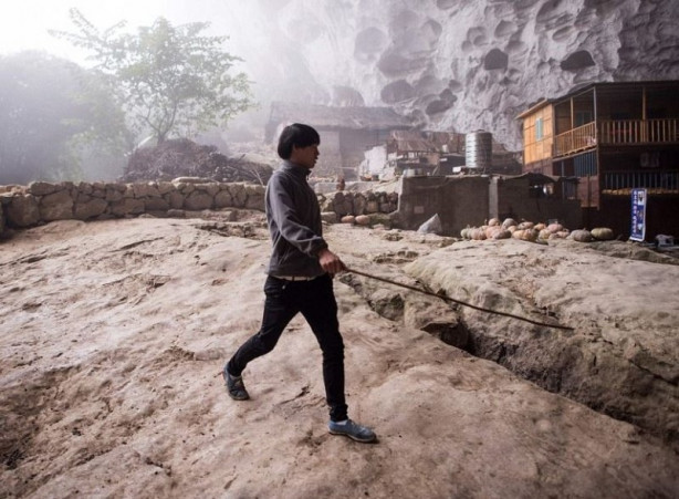 Foto - 100 kişilik mağara köy: Zhongdong