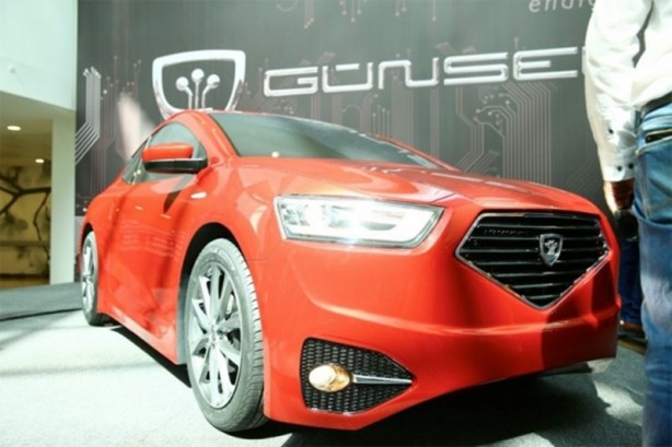 Foto - 5 lira ile 100 km yol giden yerli otomobil