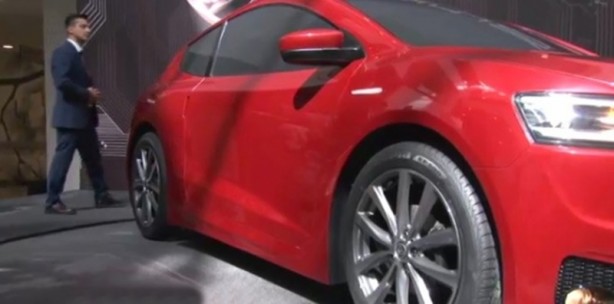 Foto - 5 lira ile 100 km yol giden yerli otomobil