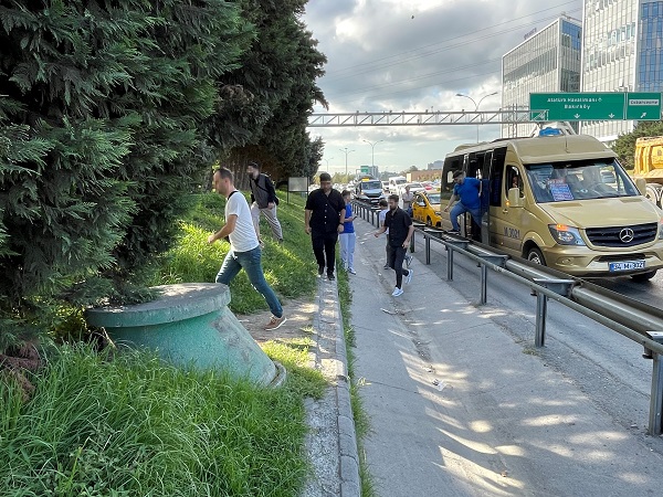 Foto - 100 metre engelli koşusu değil işe gitme yarışı