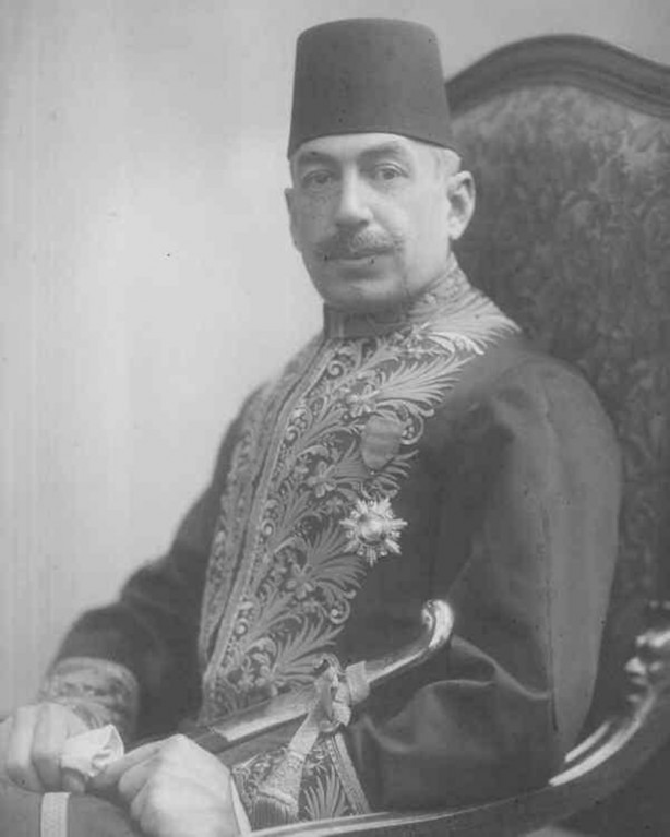 Foto - 100 milyon TL'lik Sadrazam mirası davalık oldu! 5 mezar açıldı