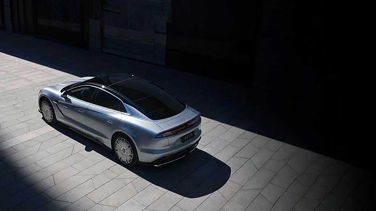 1.000 kilometre menzilli elektrikli sedan