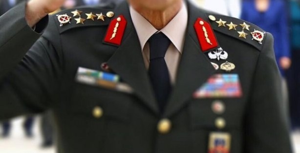 104 emekli amiralin skandal bildirisine karşı dikkat çeken tavır! Sözcü'den 'bekle gör' taktiği