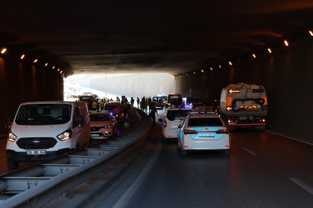 Foto - 11 aracın karıştığı dev kazada yaralılar var
