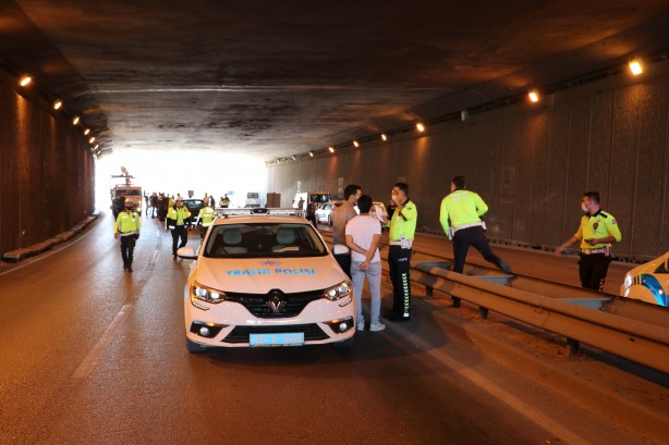 Foto - 11 aracın karıştığı dev kazada yaralılar var