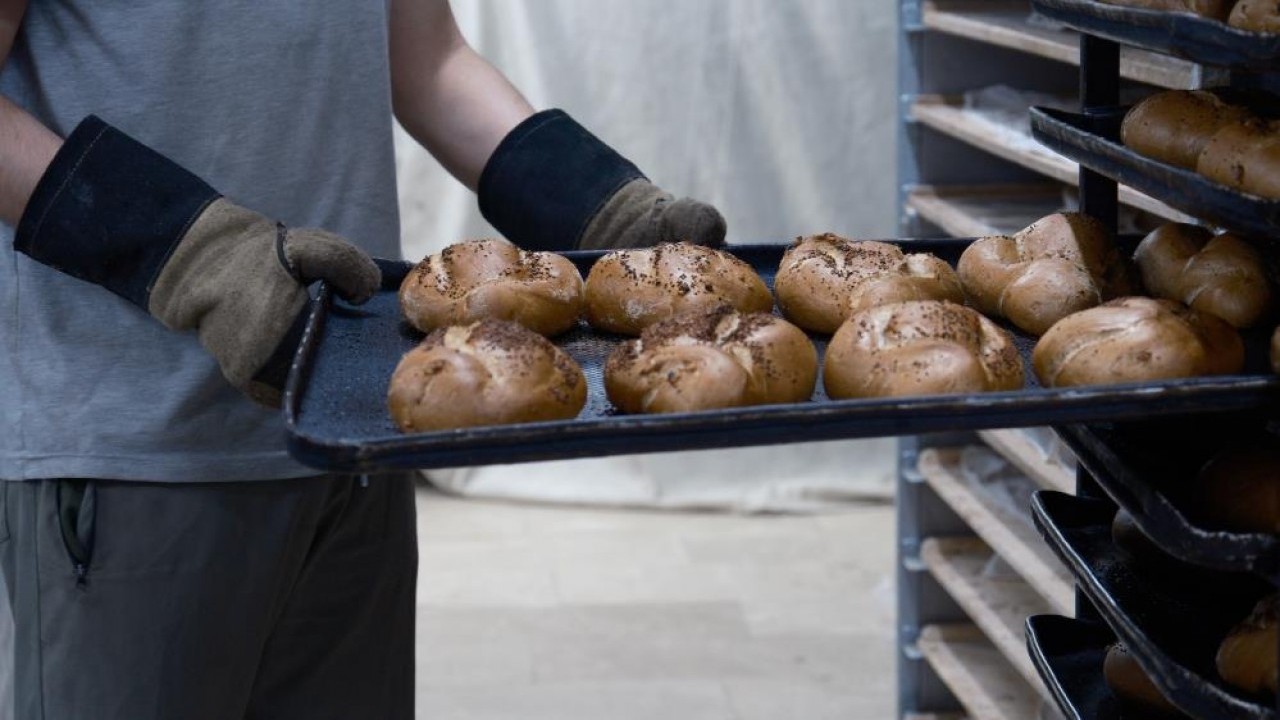 11 çeşit baharatla hazırlanıyor, 15 gün bayatlamıyor Coğrafi işaretli bayram çöreği