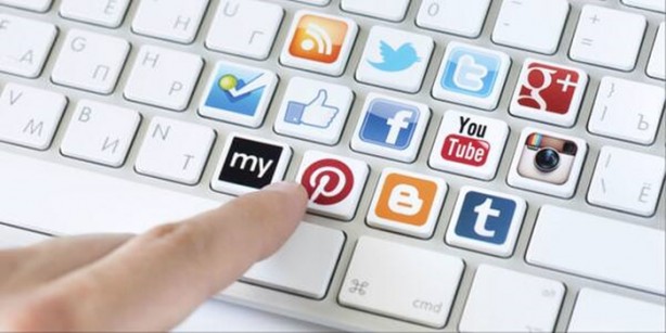 Foto - 11 sosyal medya taktiği