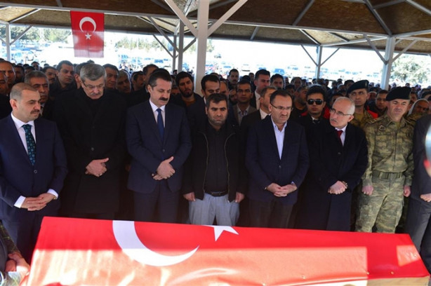 Foto - 11 yaşındaki şehit Ahmet Oktay'ın cenazesi