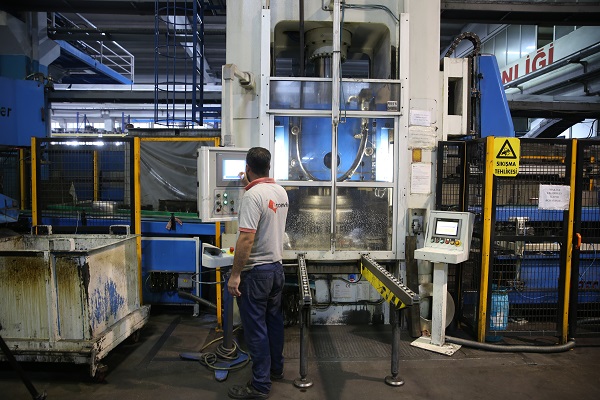 Foto - 110 ülkeye gönderiyor! Bu fabrika enerjisini güneşten alıyor