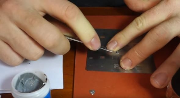 Foto - 1100 TL'ye kendi iPhone'unu yaptı