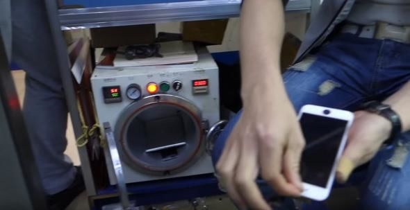 Foto - 1100 TL'ye kendi iPhone'unu yaptı