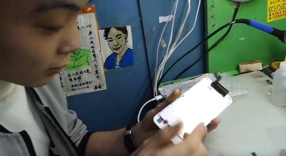 Foto - 1100 TL'ye kendi iPhone'unu yaptı