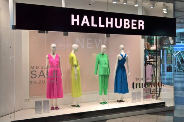 Foto - 110'dan fazla şubesi bulunuyordu! 50 yıllık tekstil devi bir anda iflas ettiğini duyurdu