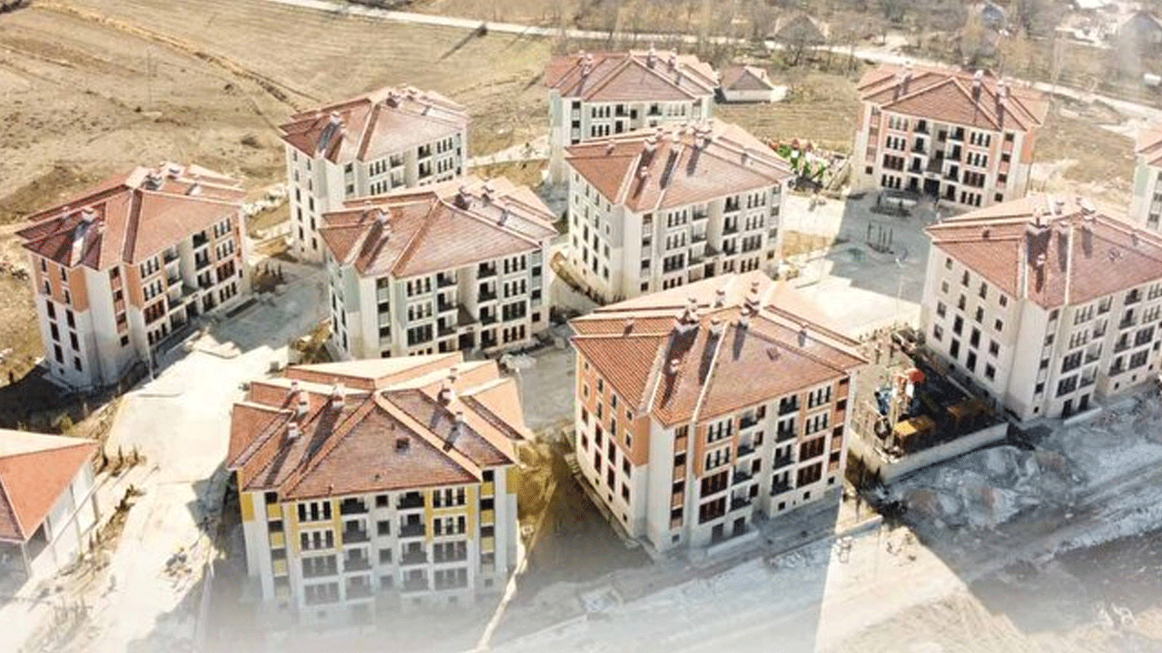 Foto - 11.257 lira taksitle ev sahibi olun! TOKİ 2+1 ve 3+1 dairelerde listeyi açıkladı