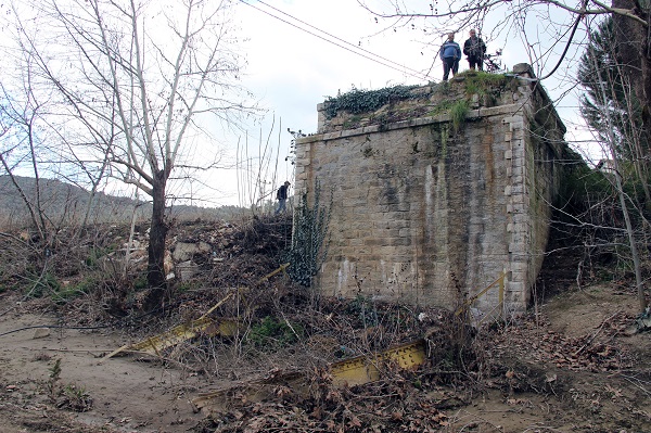 Foto - 114 sene önce inşa edildi, kazada yıkıldı! Tarihi köprü 15 yıldır bu halde