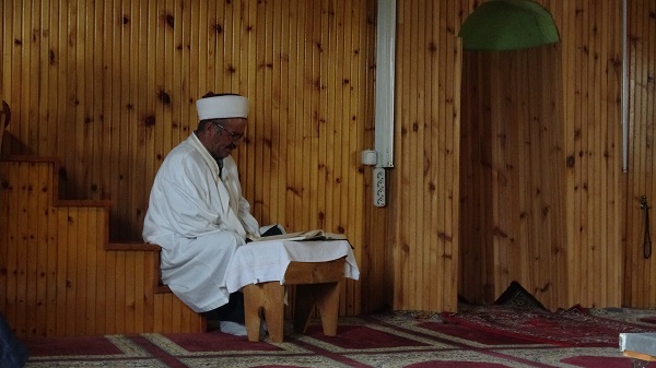 Foto - 118 yıldır kapıları ibadet için açık