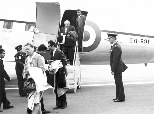 Foto - 12 Eylül cuntasına Demirel mi yol verdi?