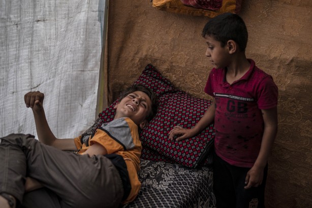 Foto - 12 yaşındaki çocuk yatağında ölümü bekliyor