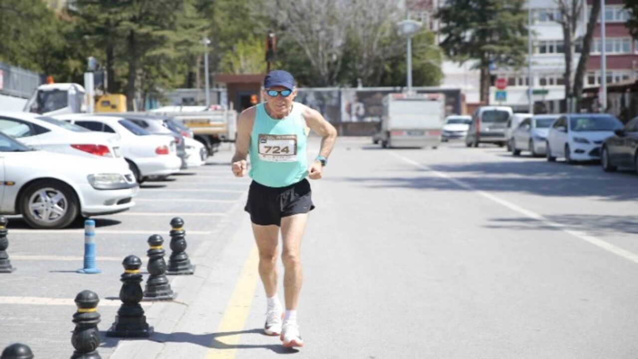 Foto - 12 yılda 108 madalya kazandı! 67 yaşındaki Necati amca başarıya doymuyor