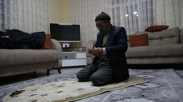 Foto - 120 yaşında şimdiye kadar 5 kez doktor yüzü gördü! 120'lik delikanlı sırrını açıkladı