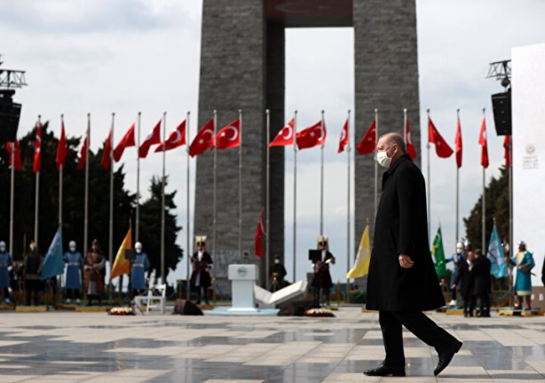 129 yıl sonra bir ilk! Osmanlı sancağı Çanakkale'de