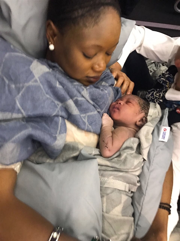 Foto - 13 bin metre yükseklikte kulağına ezan okundu