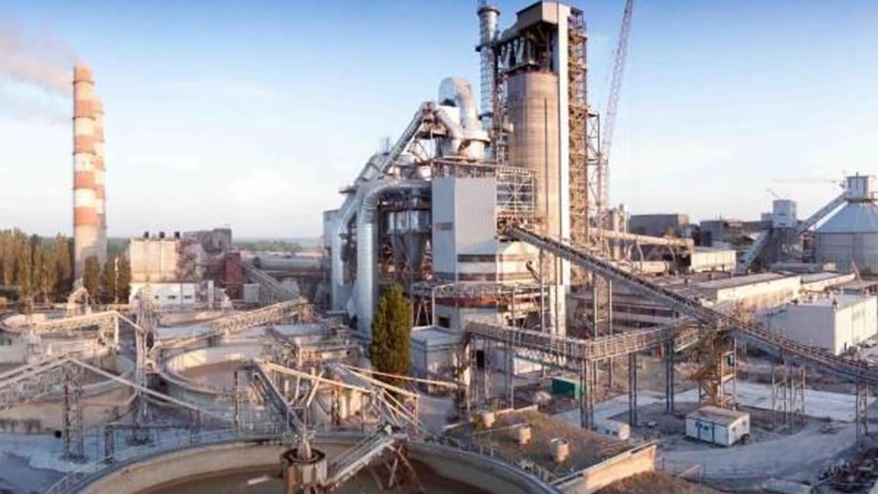 Foto - 1,3 milyarlık dev fabrika kuruluyor! İlk beton Türkiye'den...