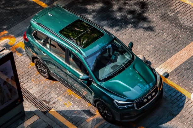 Foto - 1.3 milyon TL'ye 7 kişilik dev SUV: SWM G05 Pro