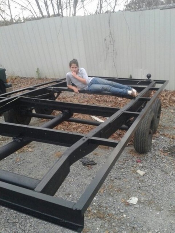 Foto - 13 yaşında ev inşa etti!