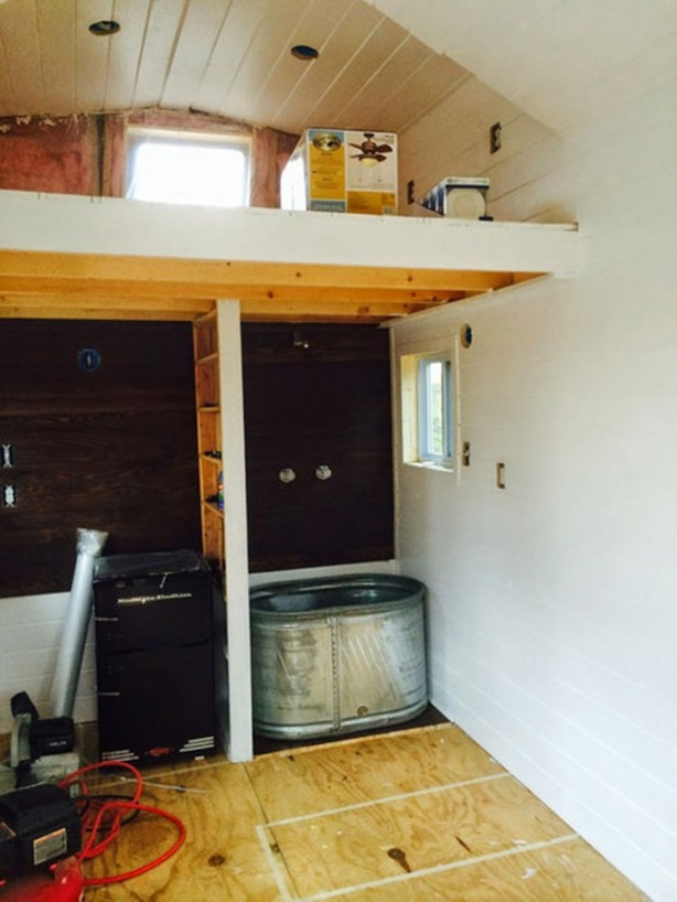 Foto - 13 yaşında ev inşa etti!