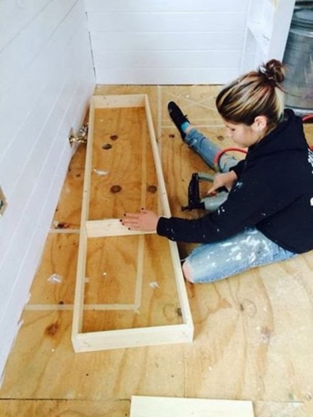 Foto - 13 yaşında ev inşa etti!