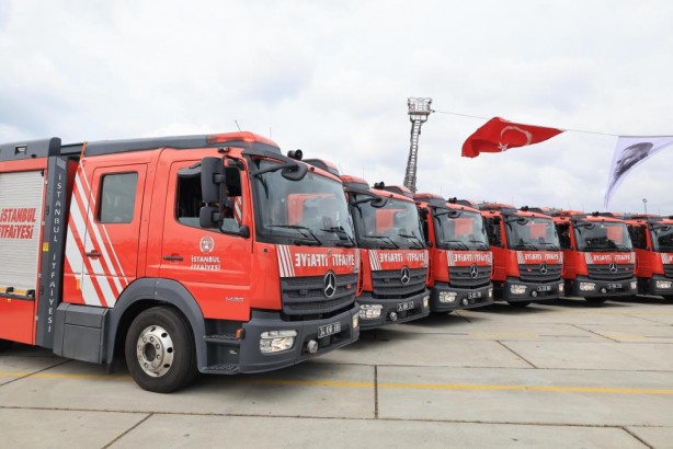 Foto - 134 araç için 200 makam aracı ile Yenikapı’da Ekrem şov!