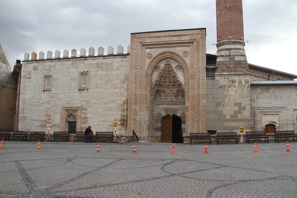 Foto - 13.yüzyılda yapıldı! Bu tüneller gizemini koruyor