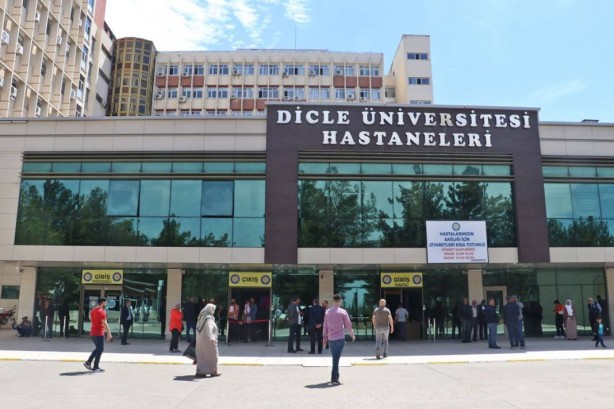 Foto - 14 ay boyunca kabız olan adam, hayatının şokunu yaşadı! Her şey hastanede ortaya çıktı